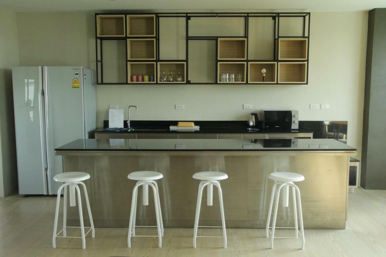 The Residence Thepkanjana Ban Khlong Krathum Baen Exterior foto